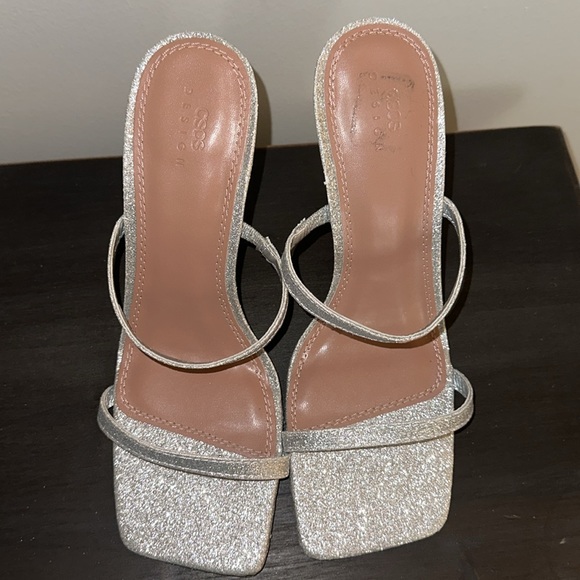 Like New ASOS silver glitter square toe heels square heel shimmer NYE - Picture 6 of 6